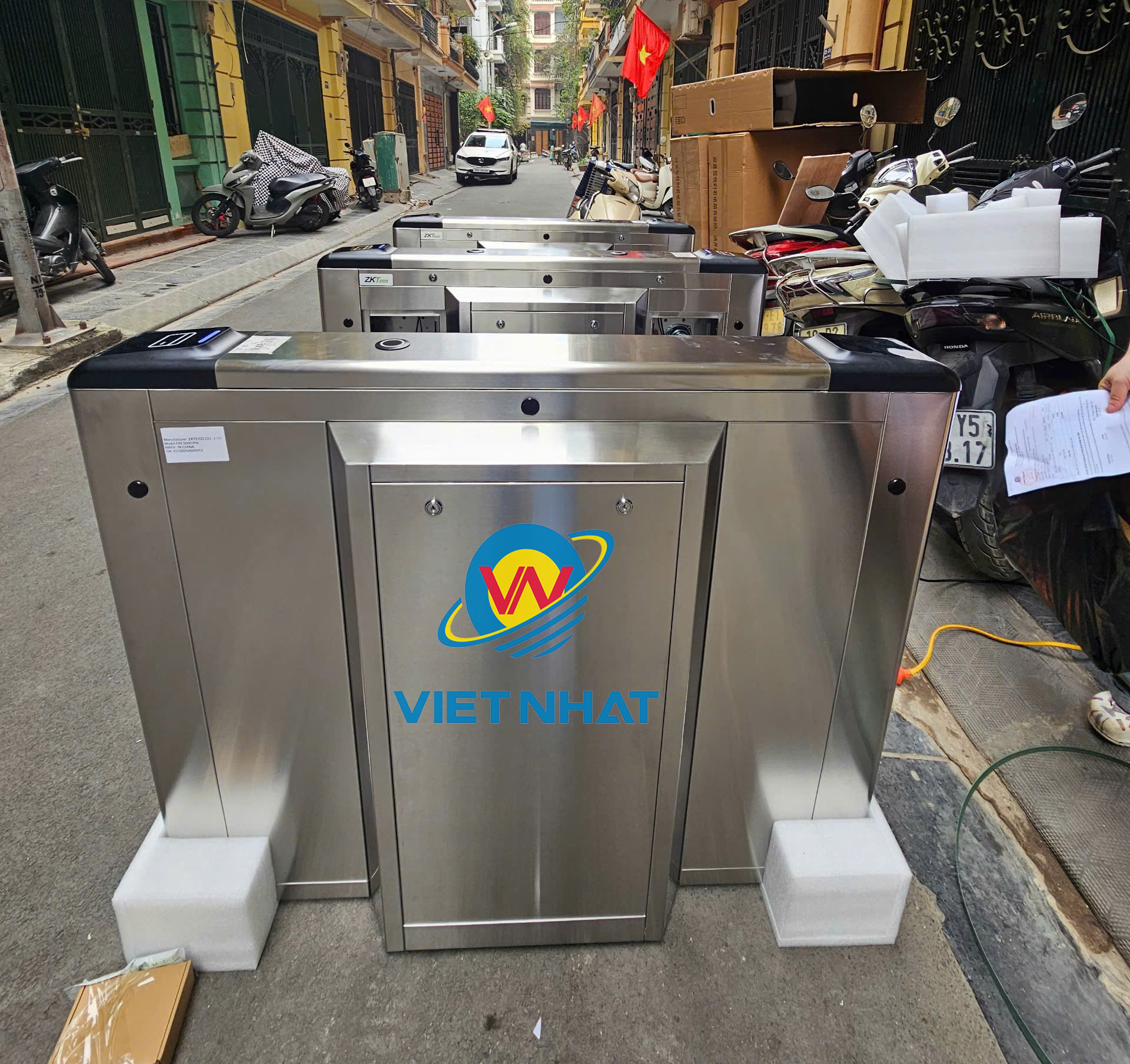 Ban cong flap barrier Zkteco Giá tot
